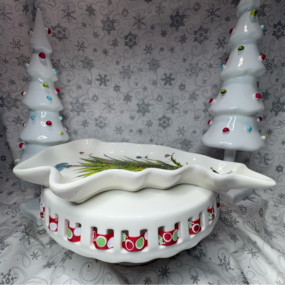 How The Grinch Stole Christmas Who Ville Christmas Tree Trinket Catch All Tray - Picture 12 of 12